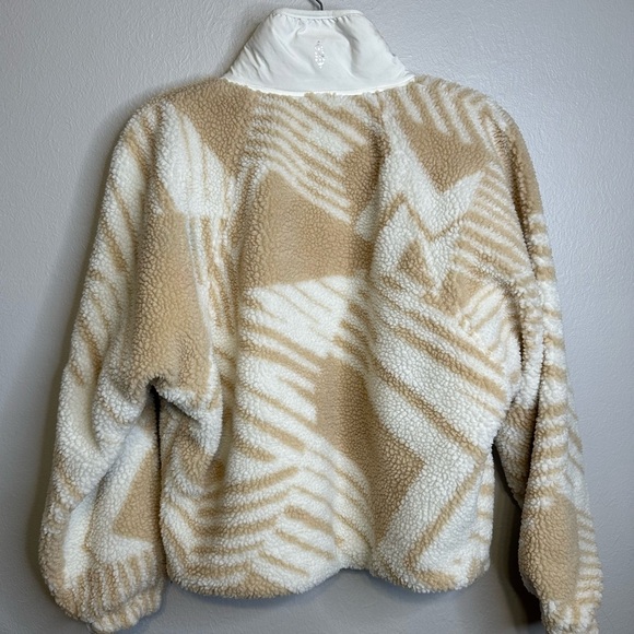 Free People FP Movement Hit The Slopes Printed Fleece Jacket in Snow Combo - Picture 7 of 11